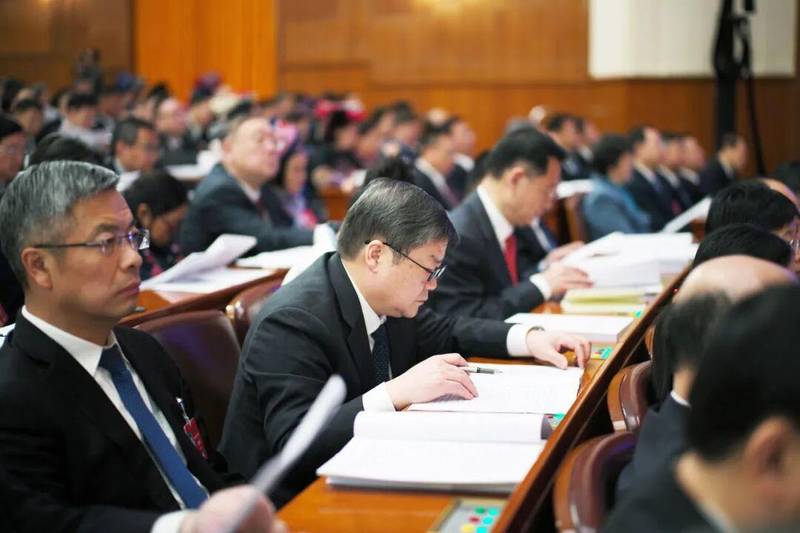  全国人大代表、新乡化纤董事长邵长金：加快菌草生物基新材料产业发展与碳汇产品开发，撬动绿色低碳发展新未来 新闻