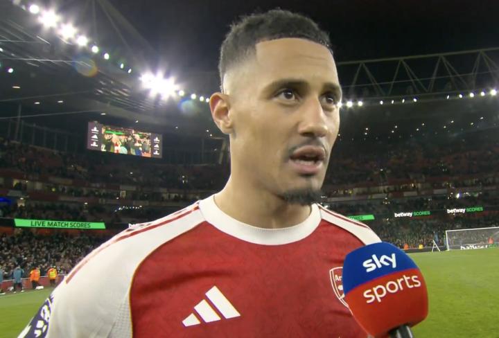  萨利巴：很高兴在球迷面前赢球；听到球迷唱我的助威歌很棒 新闻