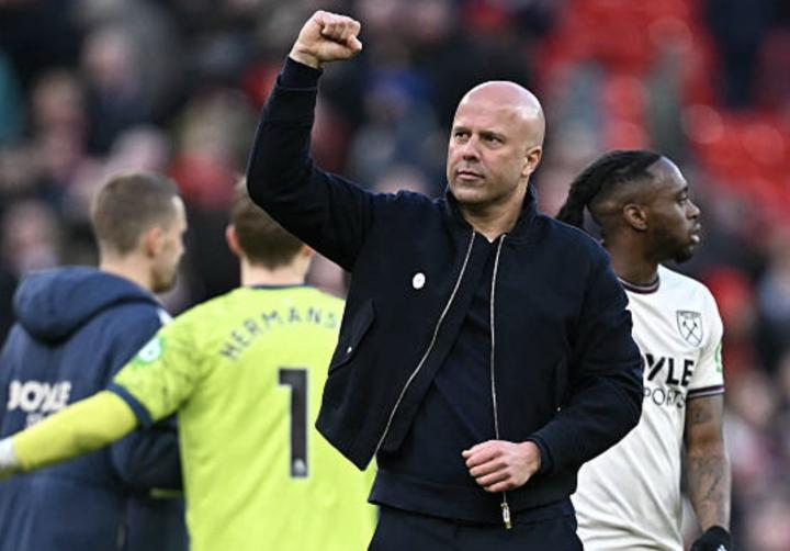 斯洛特:我已经说了大概五百次了,定位球真的非常重要 新闻