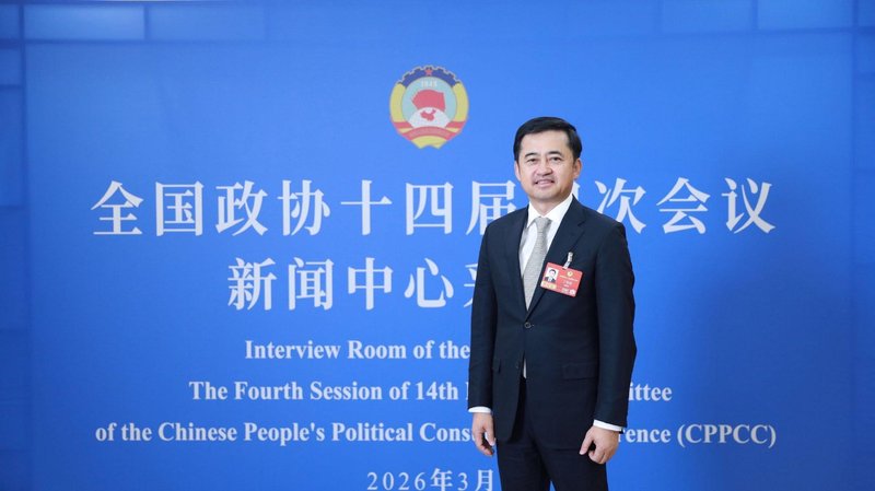 丁世忠两会建言,体育产业乘政策东风;安踏借赛事活力,应对市场起伏。 体育新闻 丁世忠两会建言,体育产业乘政策东风;安踏借赛事活力,应对市场起伏。 体育新闻