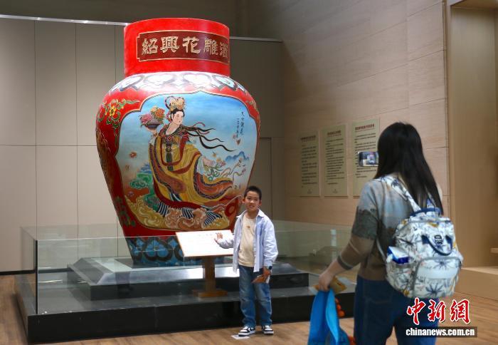 时光酿造的秘密:揭开绍兴黄酒百年陈韵的真相 文化旅游