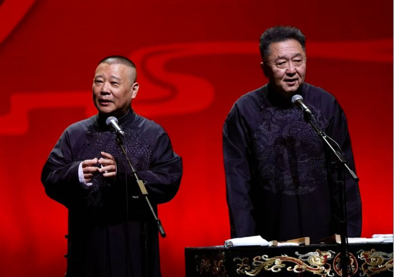 德云社小剧场票房真相:粉丝神话与市场现实的残酷落差 娱乐新闻