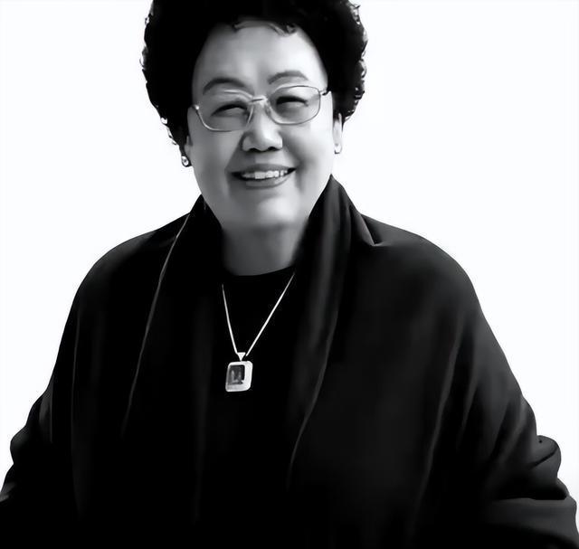【商业底层逻辑】陈丽华的470亿帝国:姓氏决策背后的家族权力架构 股票财经 【商业底层逻辑】陈丽华的470亿帝国:姓氏决策背后的家族权力架构 股票财经 【商业底层逻辑】陈丽华的470亿帝国:姓氏决策背后的家族权力架构 股票财经 【商业底层逻辑】陈丽华的470亿帝国:姓氏决策背后的家族权力架构 股票财经