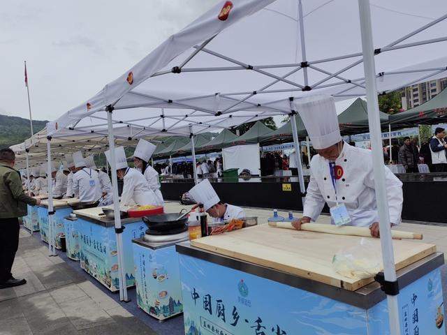 技术赋能乡村美食产业:蓝田县村厨争霸赛的系统性解构与实践探索 新闻 技术赋能乡村美食产业:蓝田县村厨争霸赛的系统性解构与实践探索 新闻 技术赋能乡村美食产业:蓝田县村厨争霸赛的系统性解构与实践探索 新闻
